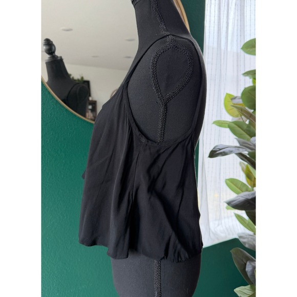 Black Halo Womens Black Viscose Crop Cami Tank Top Size 8 Flowy Romantic Goth - Picture 2 of 9